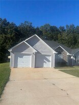 2237 Exchange Pl SE in Conyers, GA - Building Photo