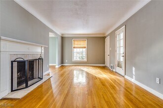 3807 Northampton Rd in Cleveland Heights, OH - Building Photo - Building Photo