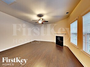 9952 Travertine Trail in Davidson, NC - Foto de edificio - Building Photo