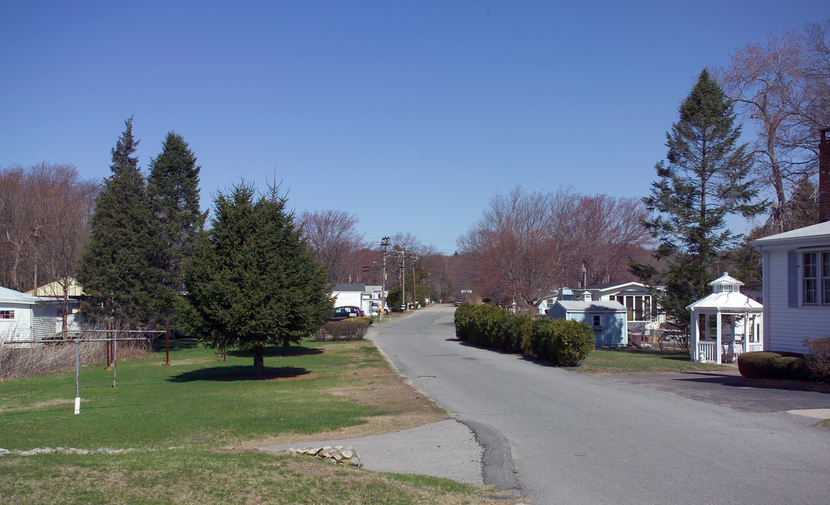 44 Waverly St in Taunton, MA - Foto de edificio