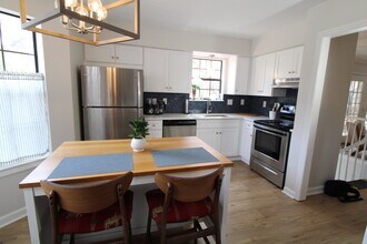 515 Chesterfield Ave in Nashville, TN - Building Photo - Building Photo