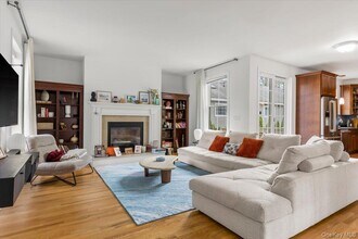 90 Central Ave in Rye, NY - Building Photo - Building Photo