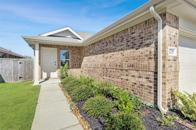 4235 Palmetto Grv Ln in Baytown, TX - Building Photo - Building Photo