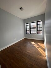 94 Martin Luther King Jr Dr in Jersey City, NJ - Building Photo - Building Photo