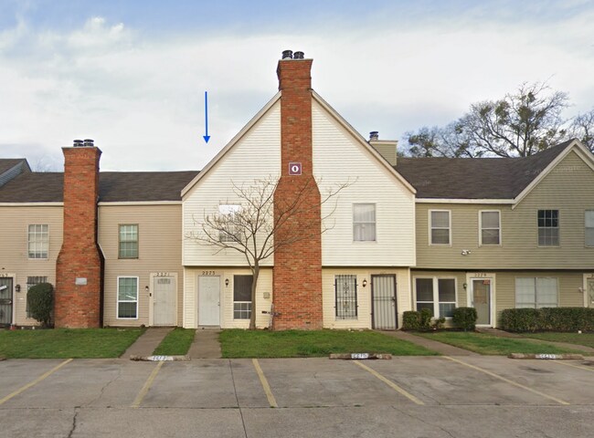 2273 Aspen Dr in Dallas, TX - Building Photo - Building Photo