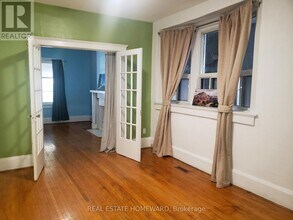 687 Dupont St in Toronto, ON - Building Photo - Building Photo