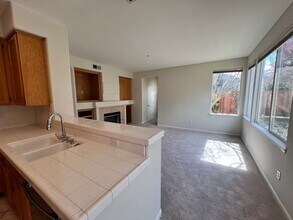 87 Pizarro Ave in Novato, CA - Building Photo - Building Photo