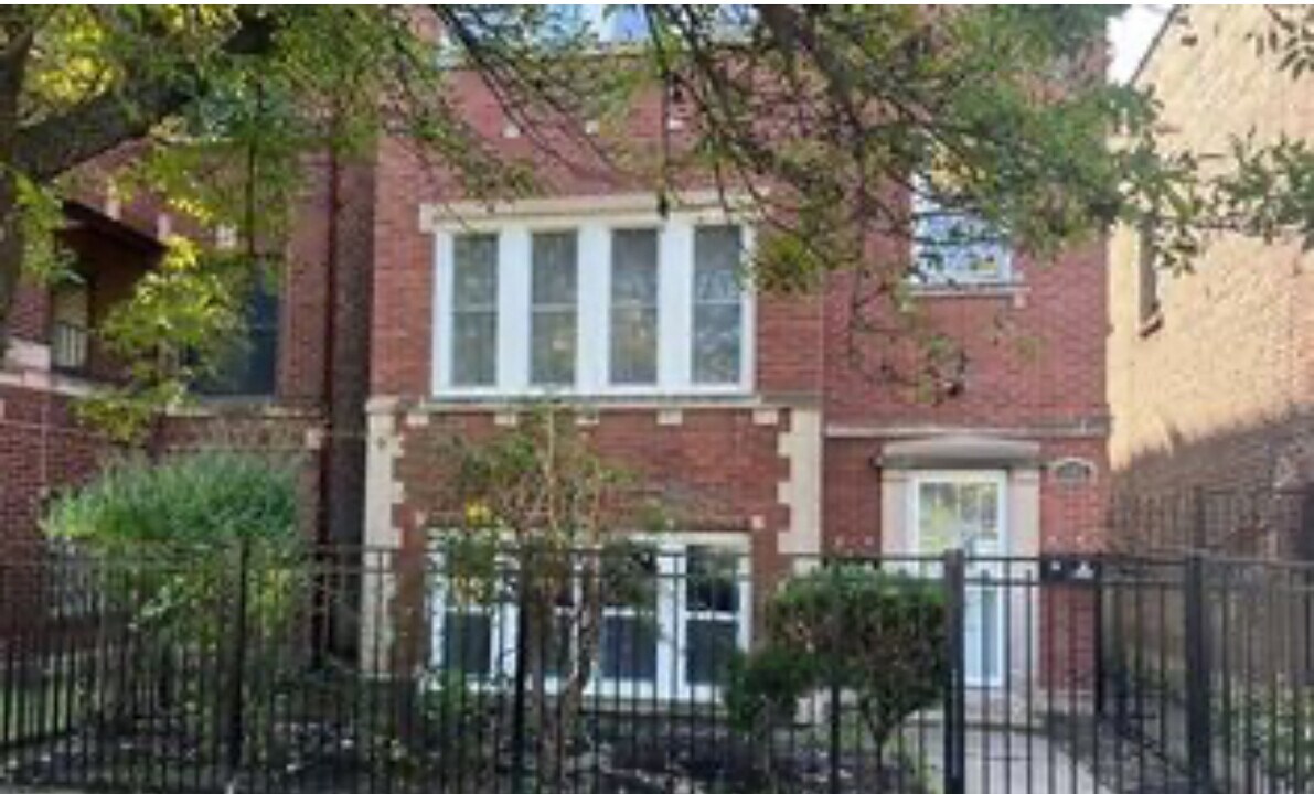 1907 W Garfield Blvd in Chicago, IL - Building Photo