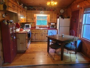 546 Saddle Gap Dr in Clayton, GA - Building Photo - Building Photo
