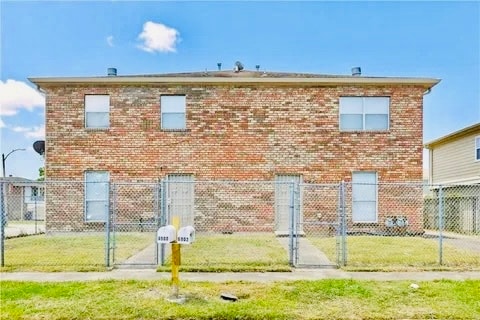 property at 6902 Salem Dr