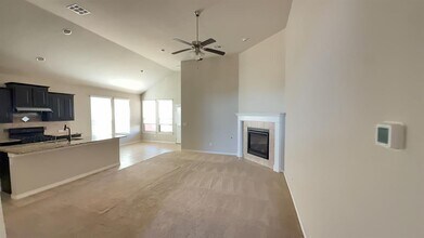 11325 SW 33rd Terrace in Yukon, OK - Building Photo - Building Photo