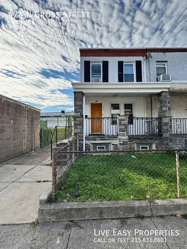 property at 424 N Gross St