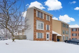 2 Knox Cir SE in Washington, DC - Building Photo - Building Photo