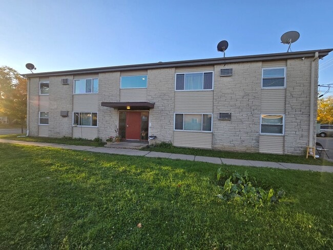 property at 2110-2114 Allied Dr