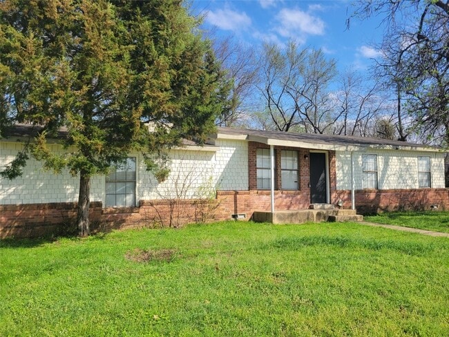 1552 Cheyenne Rd in Dallas, TX - Building Photo - Building Photo