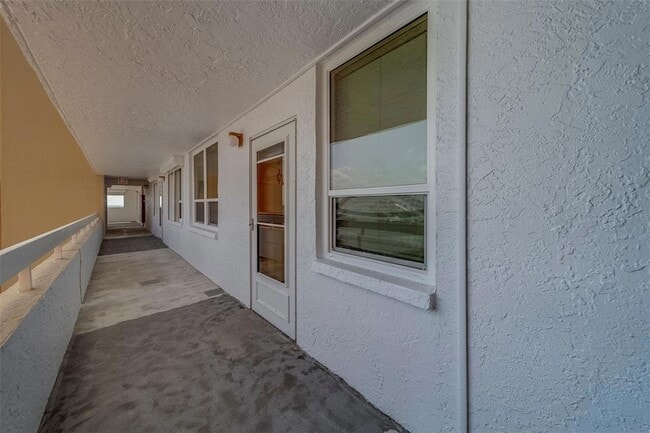 17900 Gulf Blvd, Unit 12C in Redington Shores, FL - Building Photo - Building Photo
