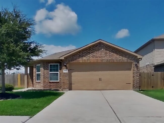 property at 232 Comanche Plains Rd