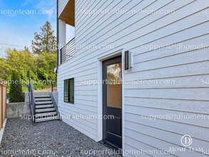 2511 Locust Ave W in Tacoma, WA - Building Photo - Building Photo