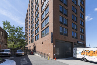 15 Dunham in Brooklyn, NY - Building Photo - Building Photo