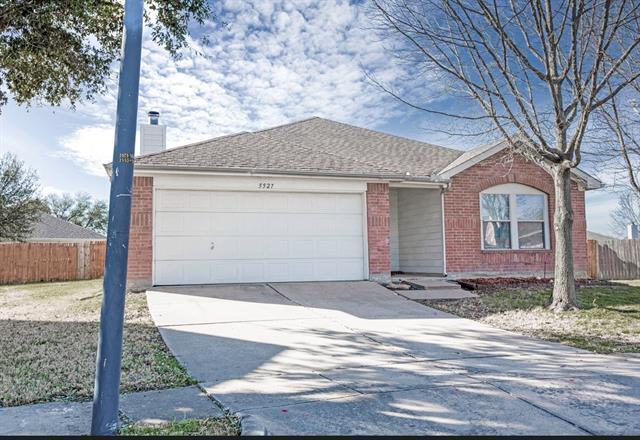 5527 Laysan Ct in Dallas, TX - Building Photo