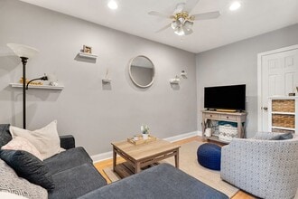 22 S Bremen St, Unit #2 in Boston, MA - Foto de edificio - Building Photo