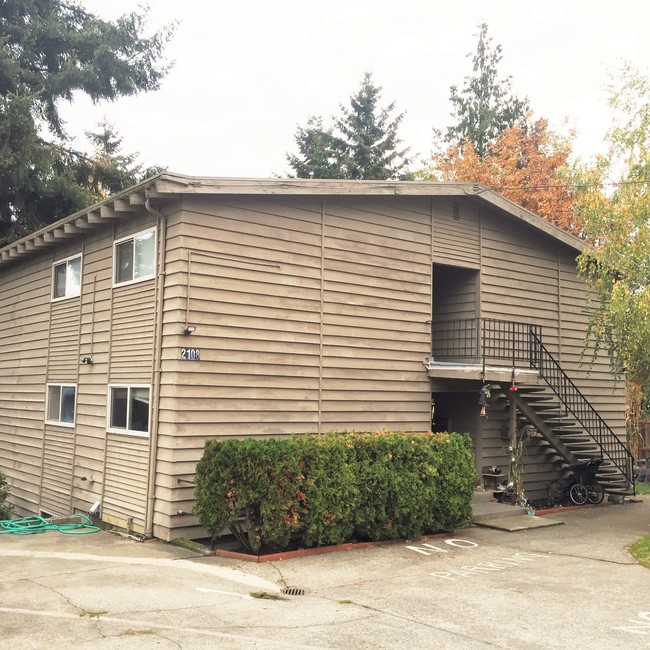 Thorn Creek in Seattle, WA - Foto de edificio - Building Photo