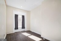 1825 Master St - 8