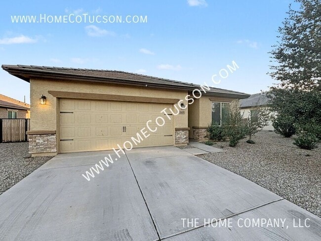 11675 W Vanderbilt Farms Way in Marana, AZ - Building Photo - Building Photo