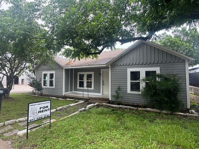 property at 106 N Merrimac St