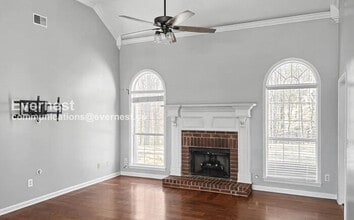 322 Shelby Forest Dr in Chelsea, AL - Building Photo - Building Photo