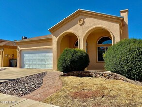 3629 Lantana Ln in El Paso, TX - Foto de edificio - Building Photo