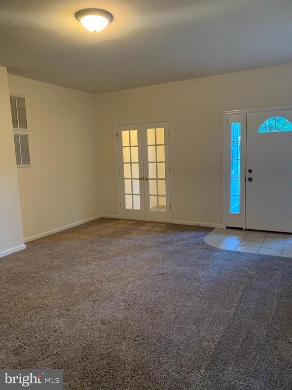 property at 5061 Bayside Rd
