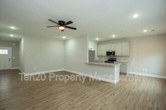 7 Lemon Wy in Phenix City, AL - Building Photo - Building Photo