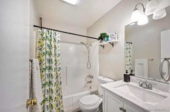 1322 Carnell Ct in San Diego, CA - Building Photo - Building Photo