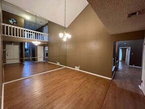 7326 Putter Ln in San Antonio, TX - Building Photo - Building Photo