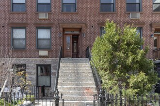 464 Warren St in Brooklyn, NY - Building Photo - Building Photo