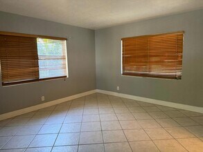 1332 NW 5th Ave in Fort Lauderdale, FL - Building Photo - Building Photo