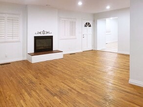 5644 Dorothy Way in San Diego, CA - Building Photo - Building Photo