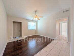 9064 11th Ave in Jacksonville, FL - Building Photo - Building Photo