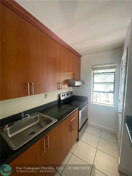 property at 4051 N Dixie Hwy