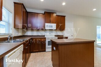 5457 Gemgold Ct in Windermere, FL - Building Photo - Building Photo