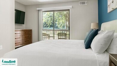 3421 N Druid Hills Rd, Unit 3425L in Decatur, GA - Foto de edificio - Building Photo