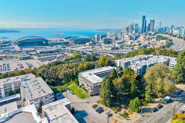 1100 S Atlantic St, Unit 209 in Seattle, WA - Building Photo - Building Photo