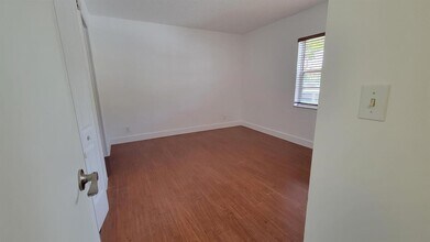 3712 N University Dr, Unit 3712 in Coral Springs, FL - Building Photo - Building Photo