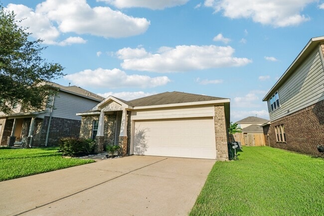 7 Nathaniel Springs Dr in Manvel, TX - Building Photo - Building Photo