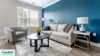 195 N Creek Dr in Summerville, SC - Building Photo