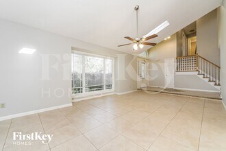 7654 Balmy Ct in Orlando, FL - Foto de edificio - Building Photo