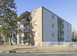 602 2nd Ave NW in Calgary, AB - Building Photo - Building Photo