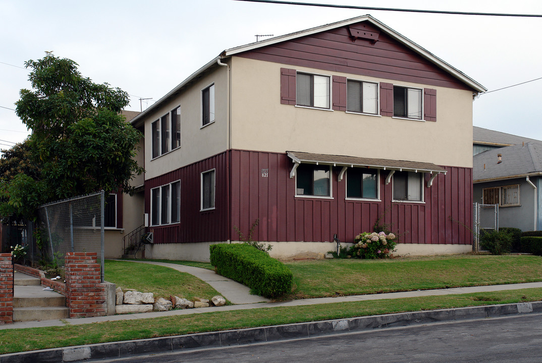 827 Austin Ave in Inglewood, CA - Foto de edificio