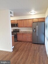 5253 W Running Brook Rd in Columbia, MD - Building Photo - Building Photo